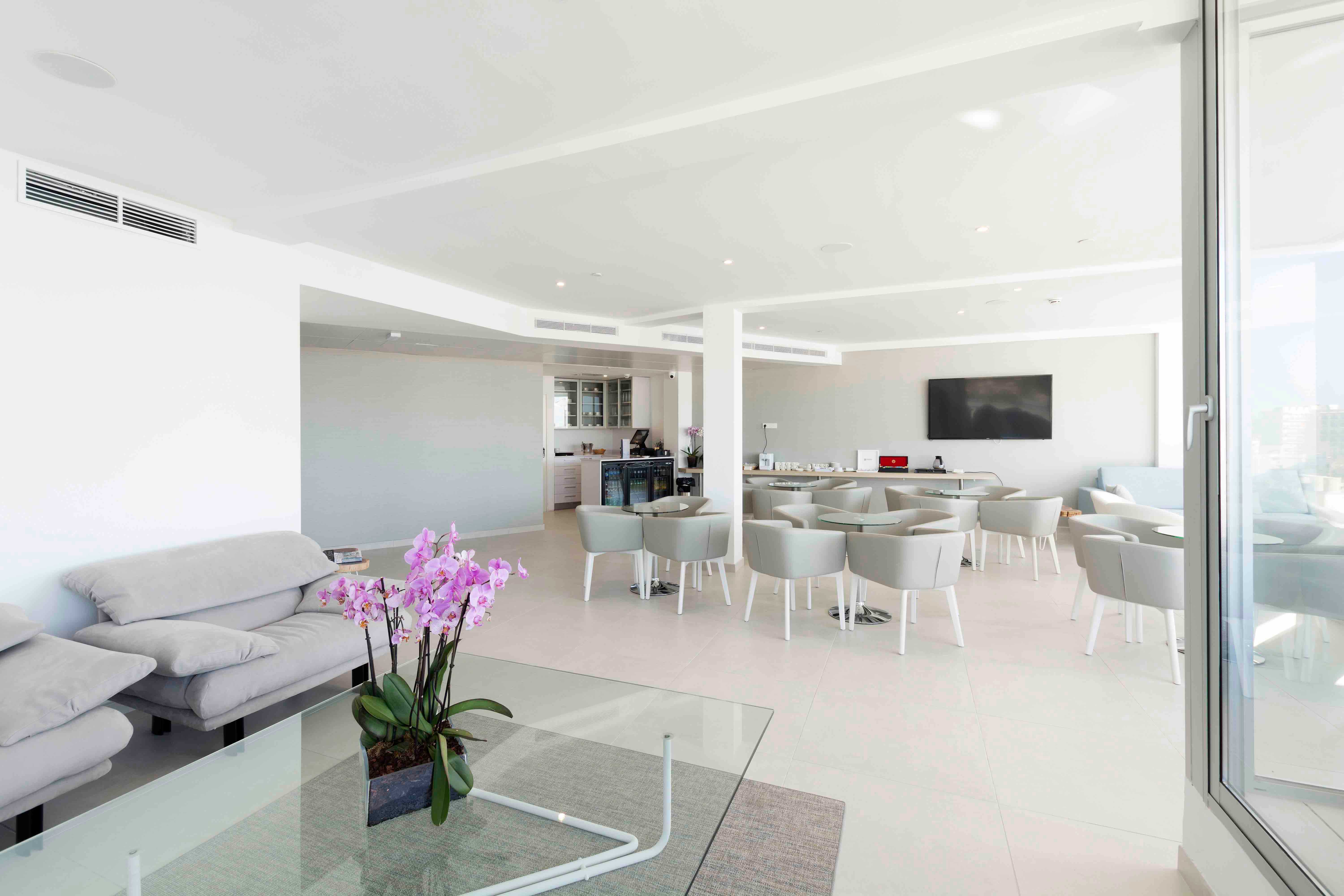 WEB_Senses-skybar_20